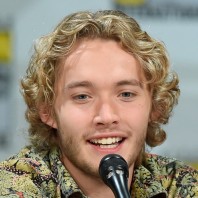 Toby Regbo