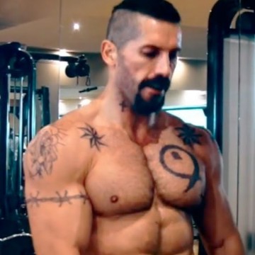 Scott Adkins